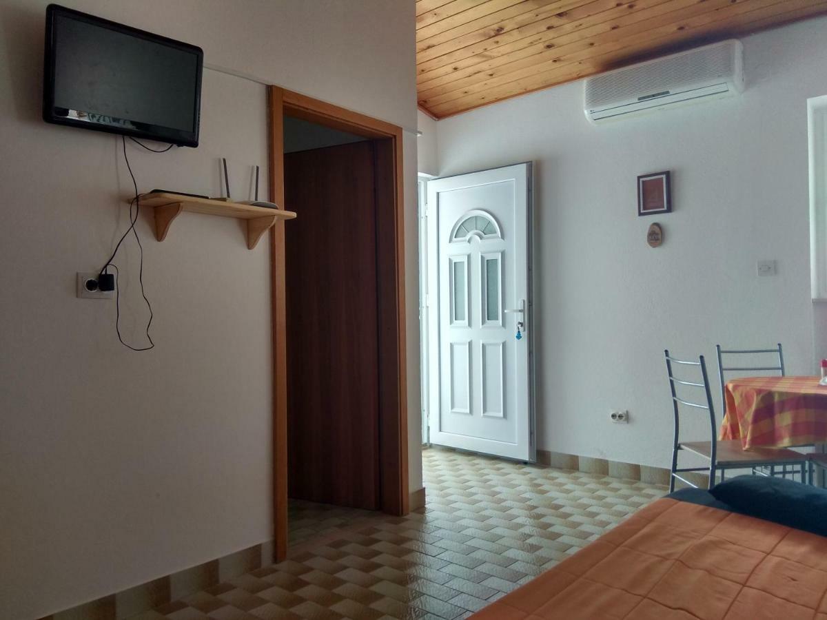 Captain'S House Baška Voda Eksteriør billede